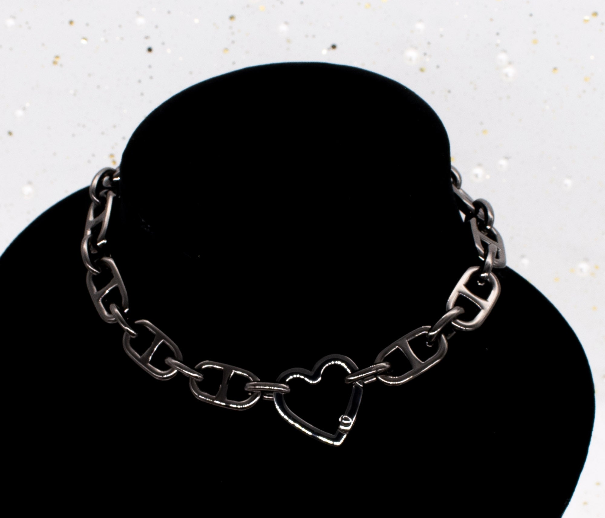 Chunky Chain Heart Collar in Gunmetal
