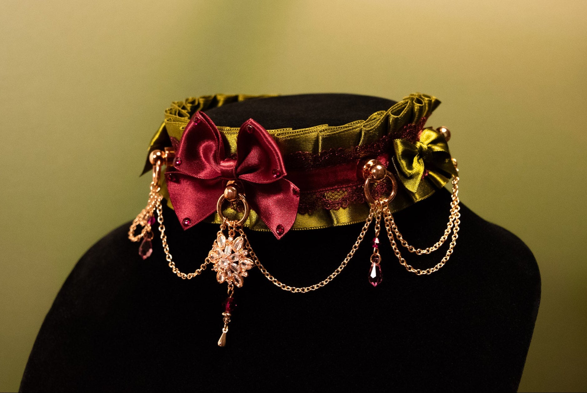 "Juliette" - 12.5" - 15" Moss & Burgundy Luxury Collar