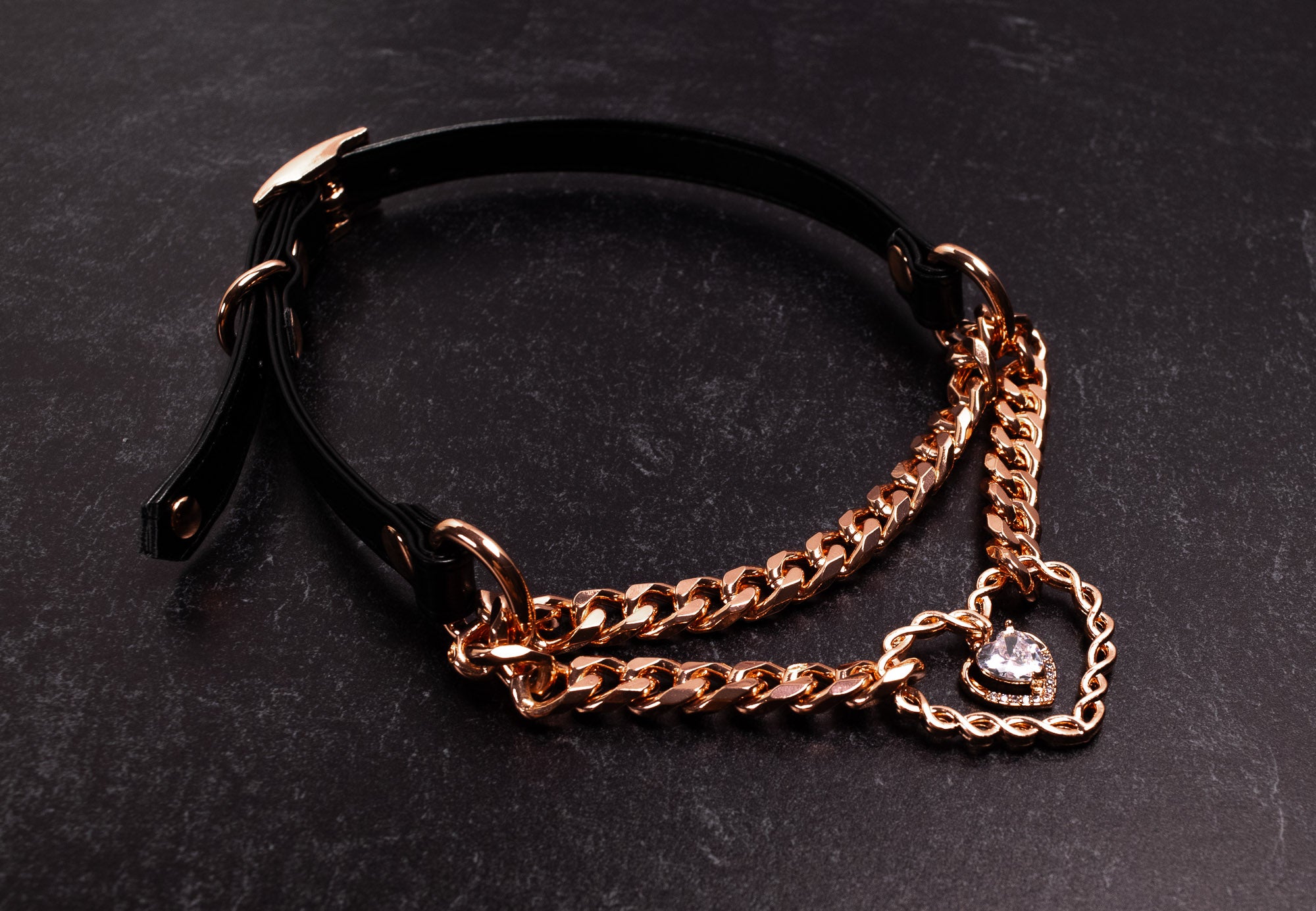 Black Leather Chained Heart Martingale Collar in Rose Gold