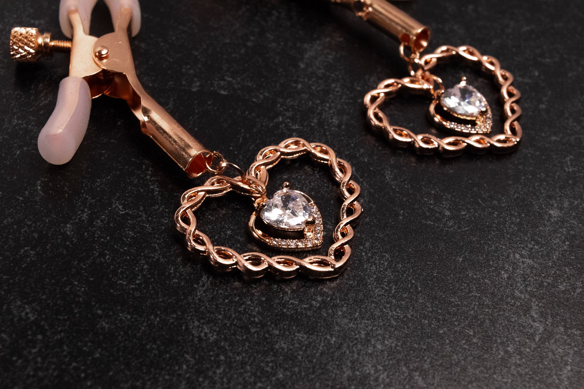 Rose Gold Chained Heart Clip Nipple Clamps