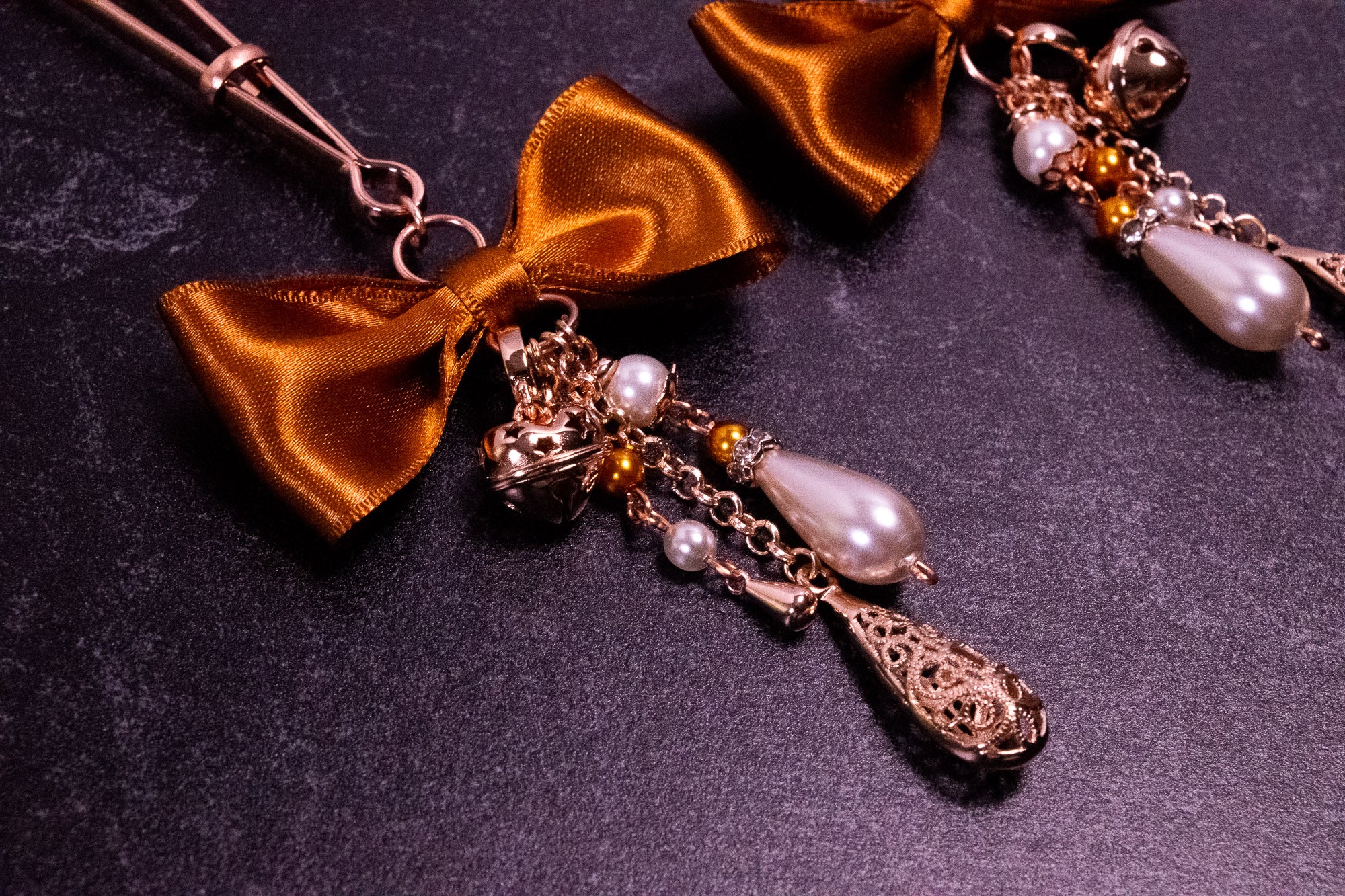 Deluxe Caramel Bow Tweezer Nipple Clamps in Rose Gold