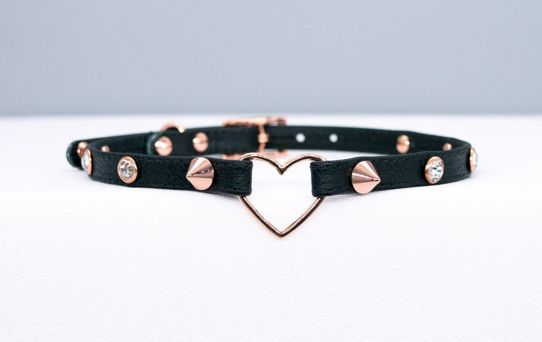 3/8" Black Leather Heart Collar in Rose Gold