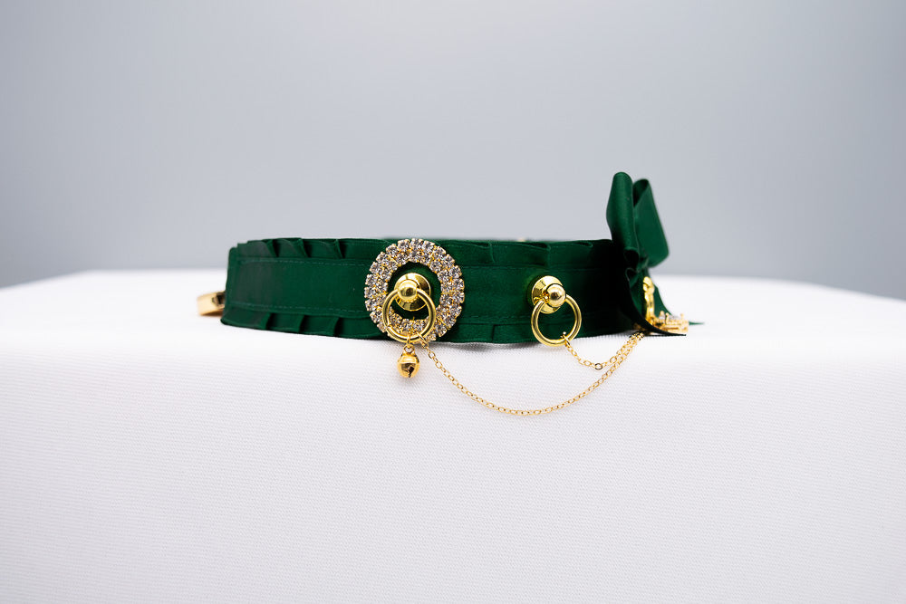 Luxury Hunter Green Chained Collar