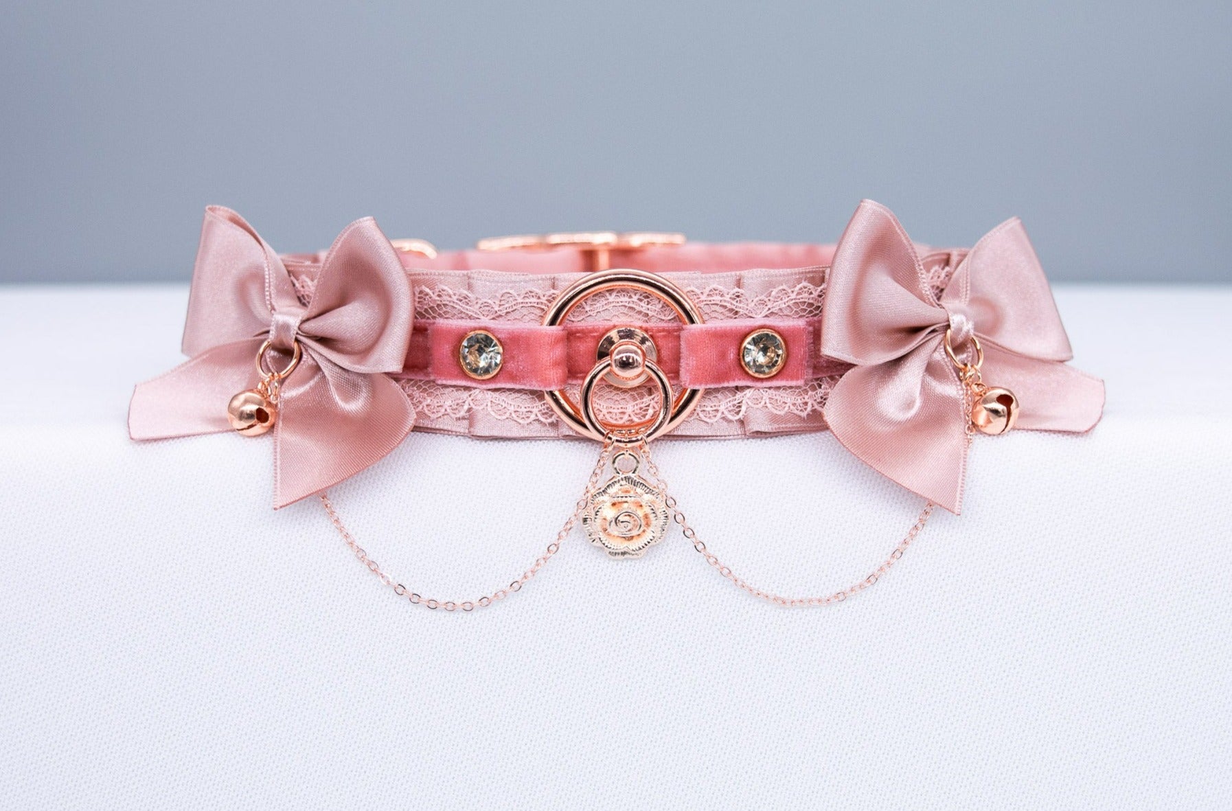 Chained Blush Velvet and Dusty Rose Bows - BDSM Collar in Rose Gold