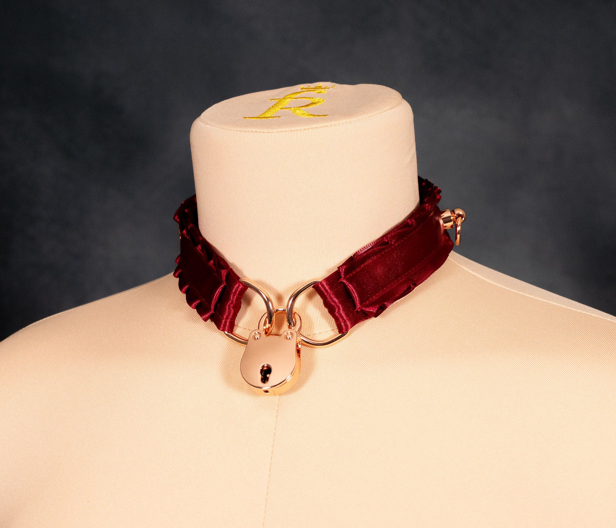 Front Locking Red and Rose Gold BDSM Collar