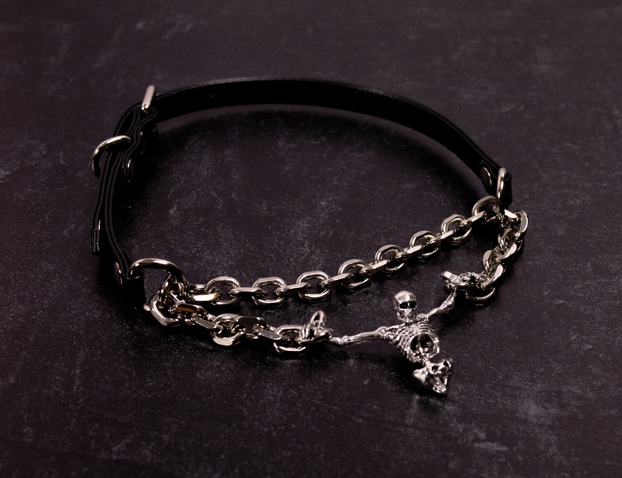 Spiked 'Chained Up' - 3/8" Black Vegan Leather Martingale Collar