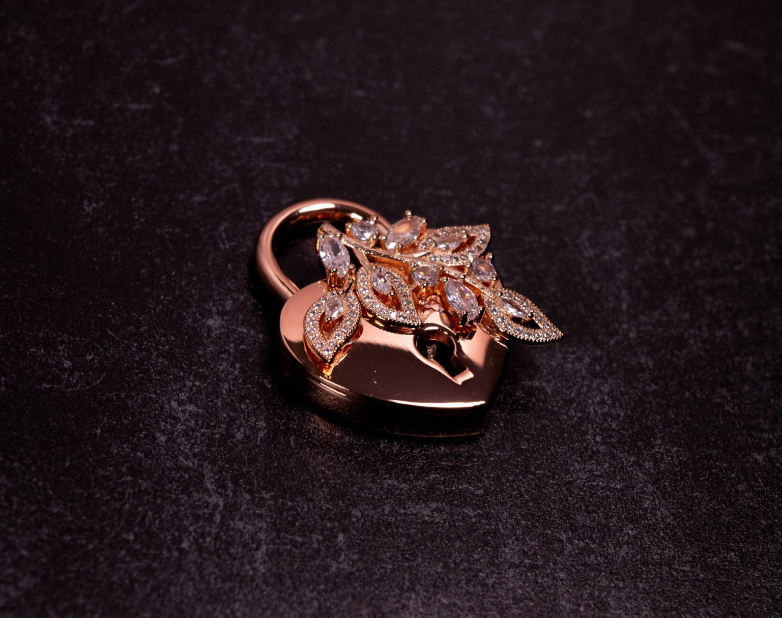 Rose Gold Deluxe "Luxury Leaf" Lock Slip Chain Collar _ LIMITED _