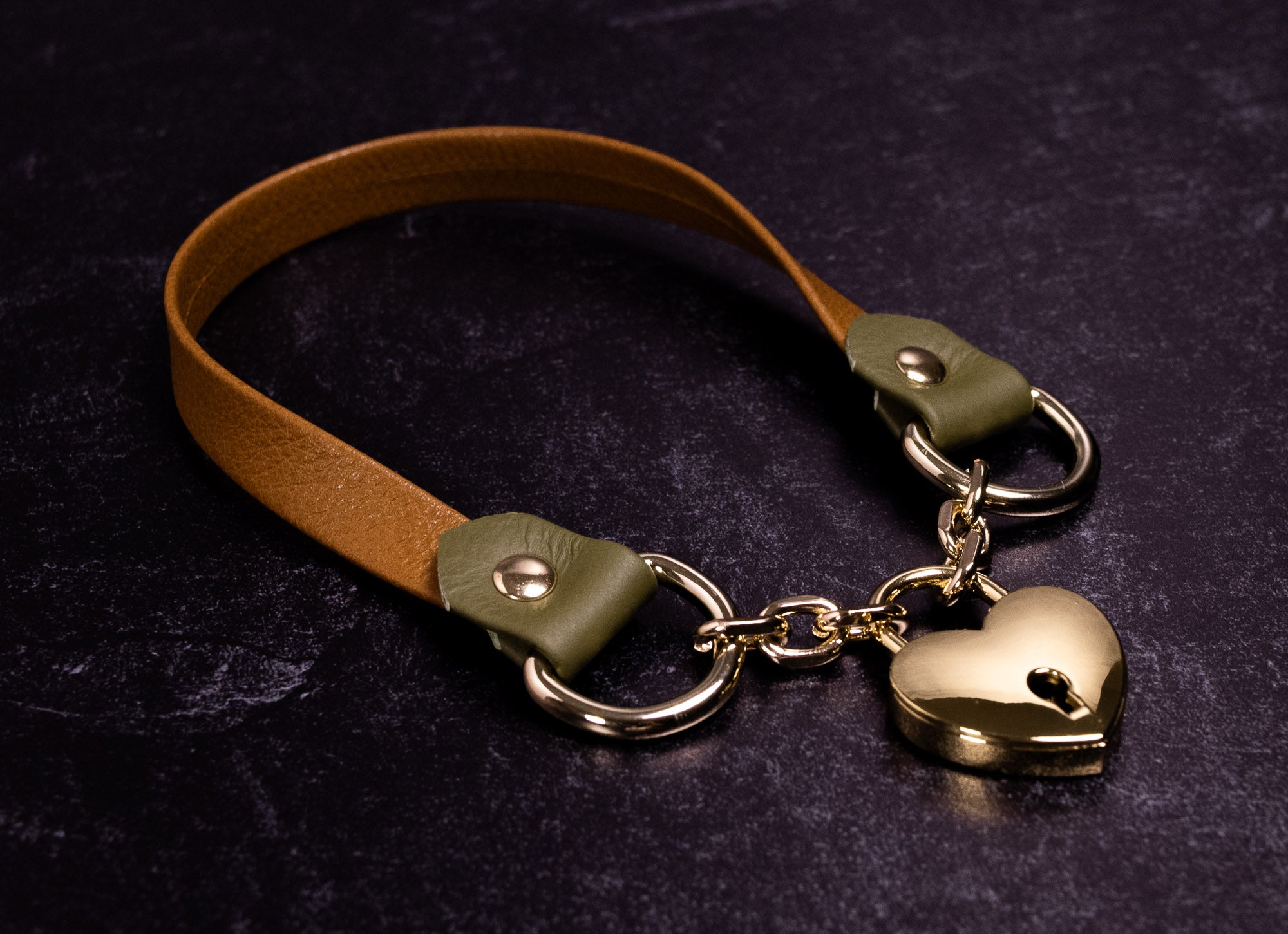 13" Locking Tan & Olive Leather Collar _ LIMITED _