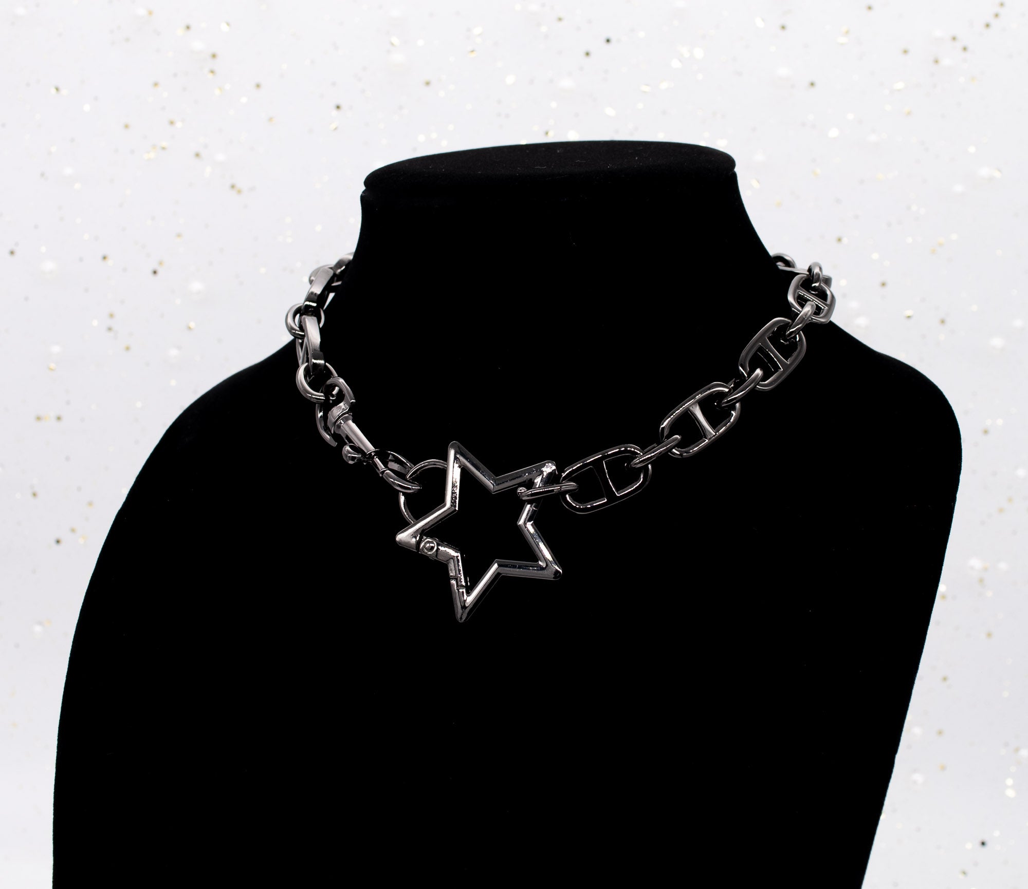Chunky Chain Star Collar in Gunmetal