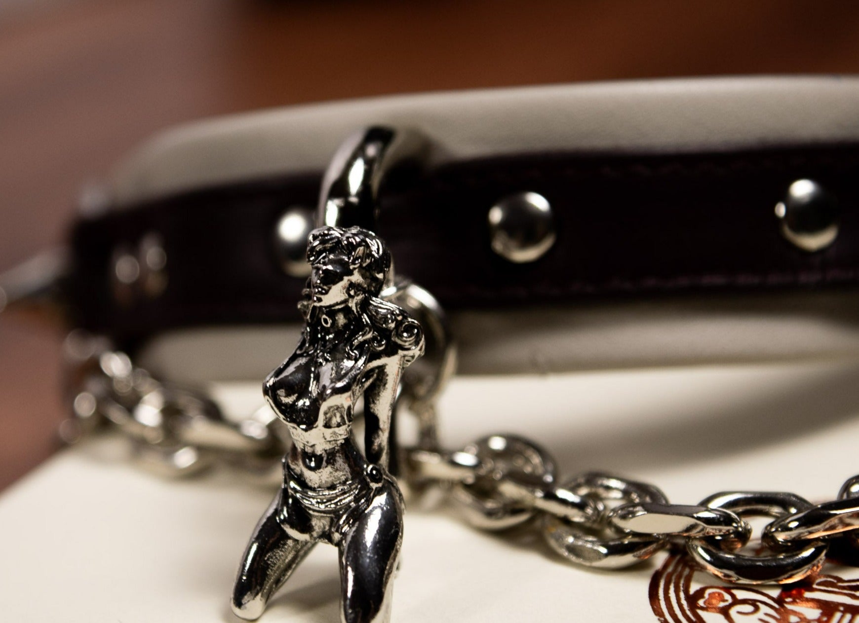 13.5" - 16" Mushroom & Burgundy Bondage Leather Collar _ LIMITED _