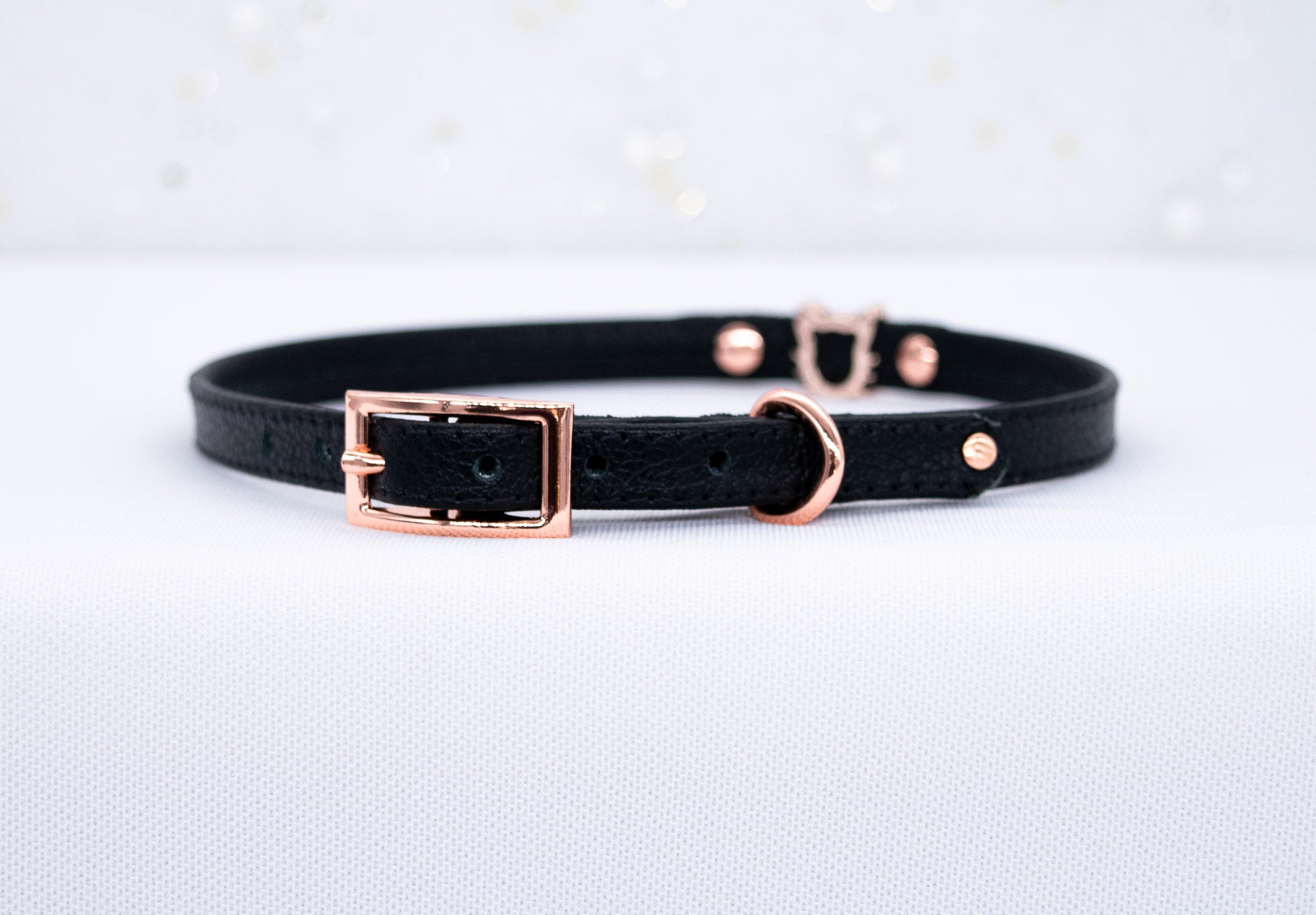 3/8" Kitten - Black Leather Collar in Rose Gold