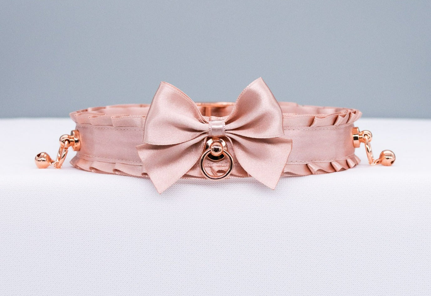 rosegoldcollar.jpg?crop=center