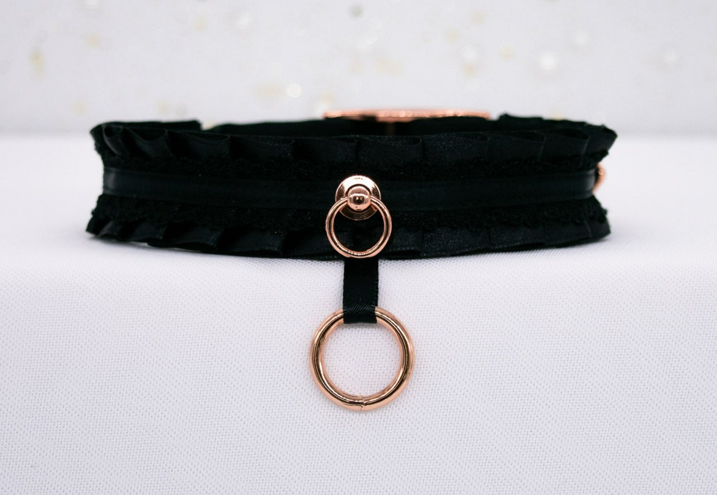 Black Dropped O-ring BDSM Collar in Rose Gold