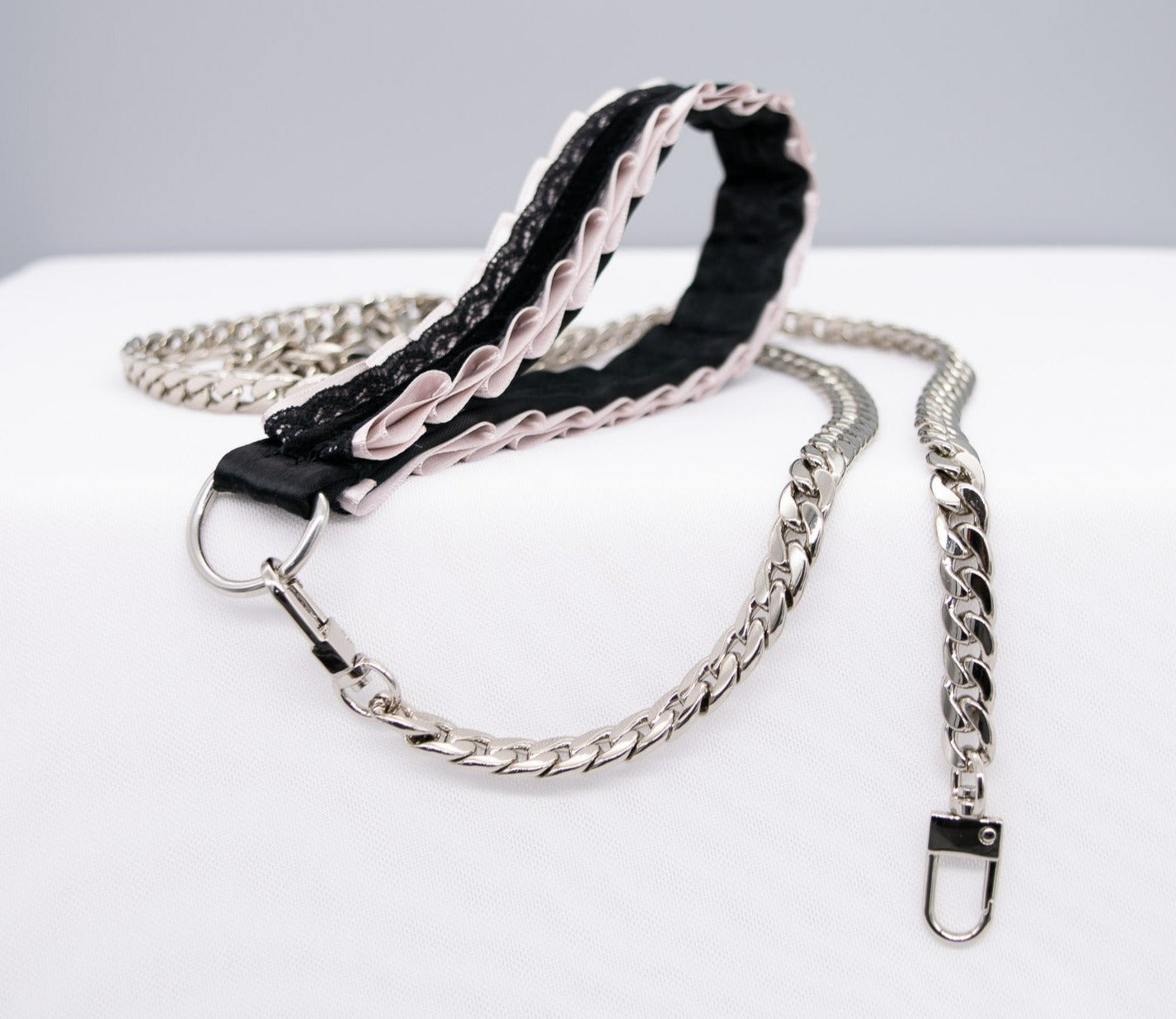 Dusty Lilac and Black Velvet Silver Leash