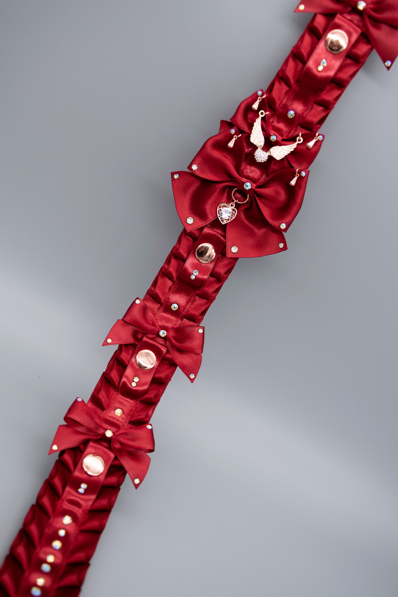 Red x Rose Gold Luxury Pet Play Ear Display - 6 Slots