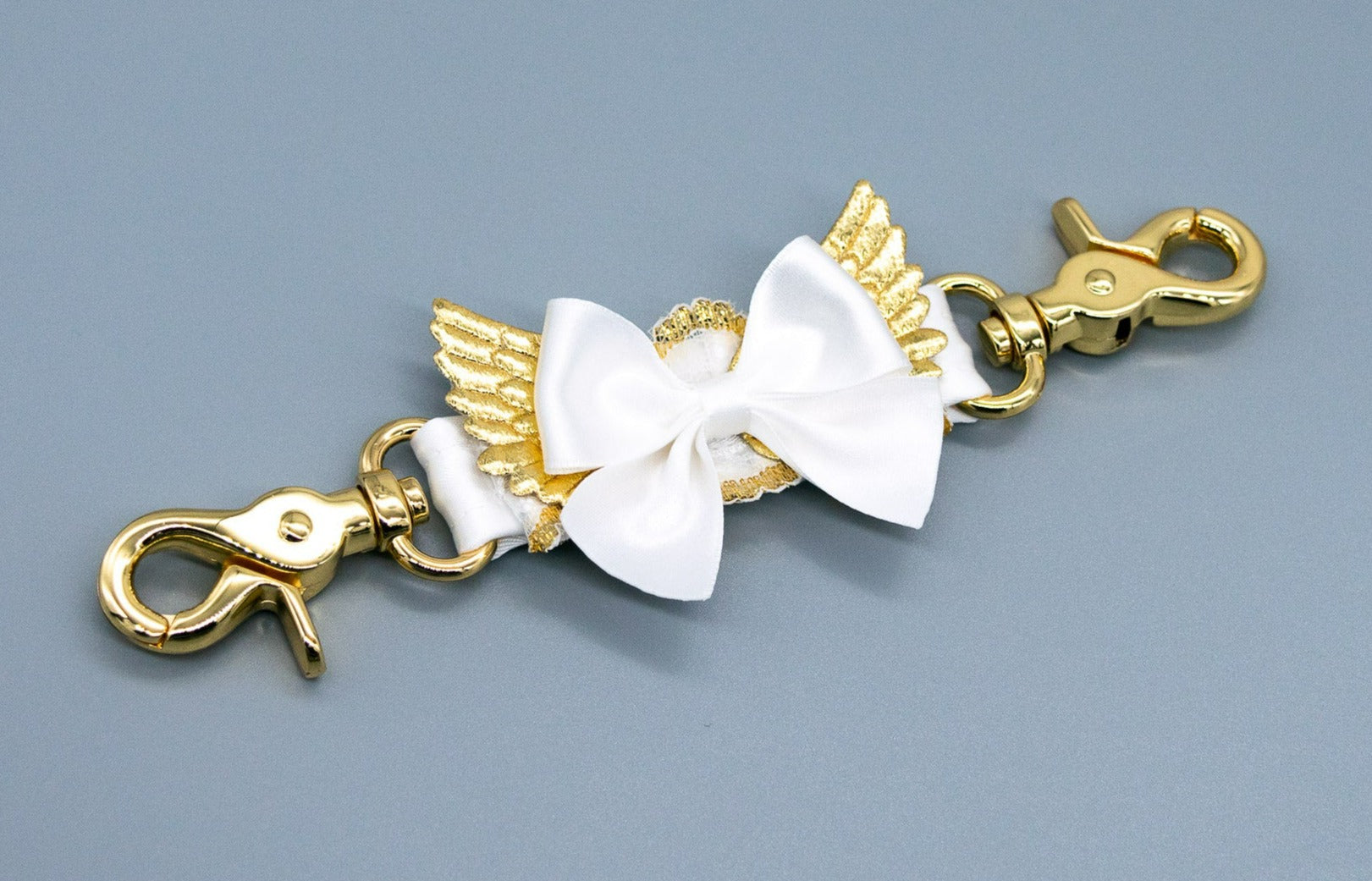 White Lace and Winged Bow - Connector in Gold