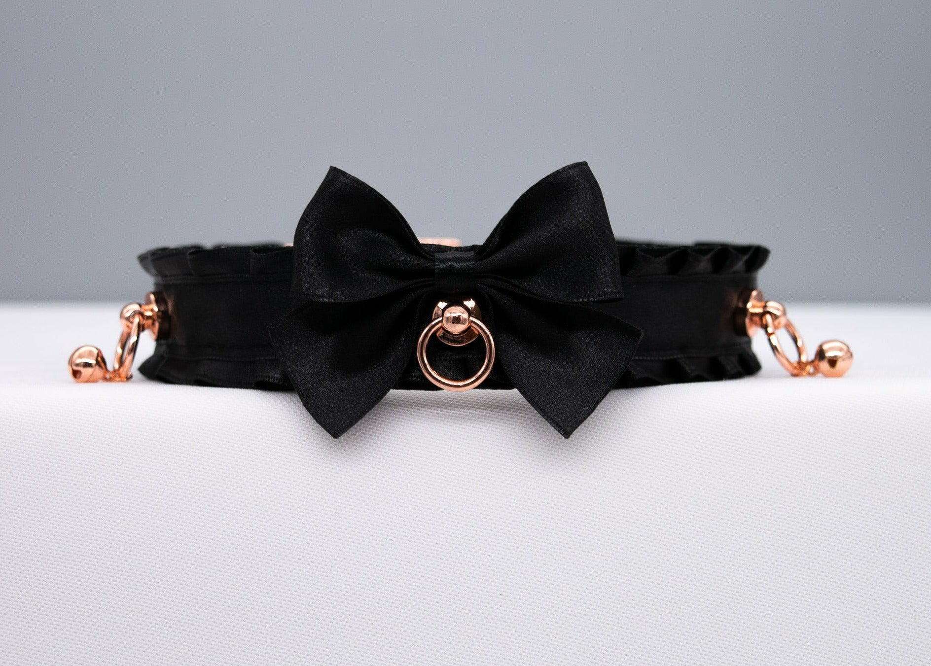 Black and Rose Gold Luxury Collar