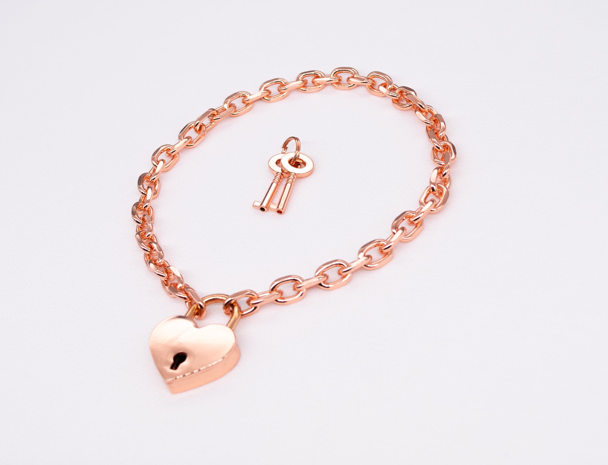 Discreet Day Collar - Rose Gold Heart Locked O-link Chain Choker