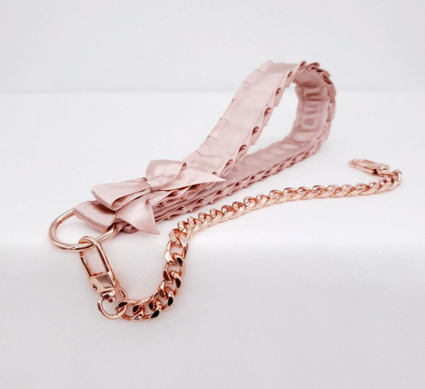 Short Chain Rose Gold Luxury BDSM Leash